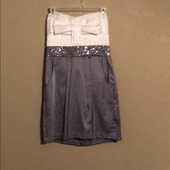 Color block dress - Picture 1 of 3